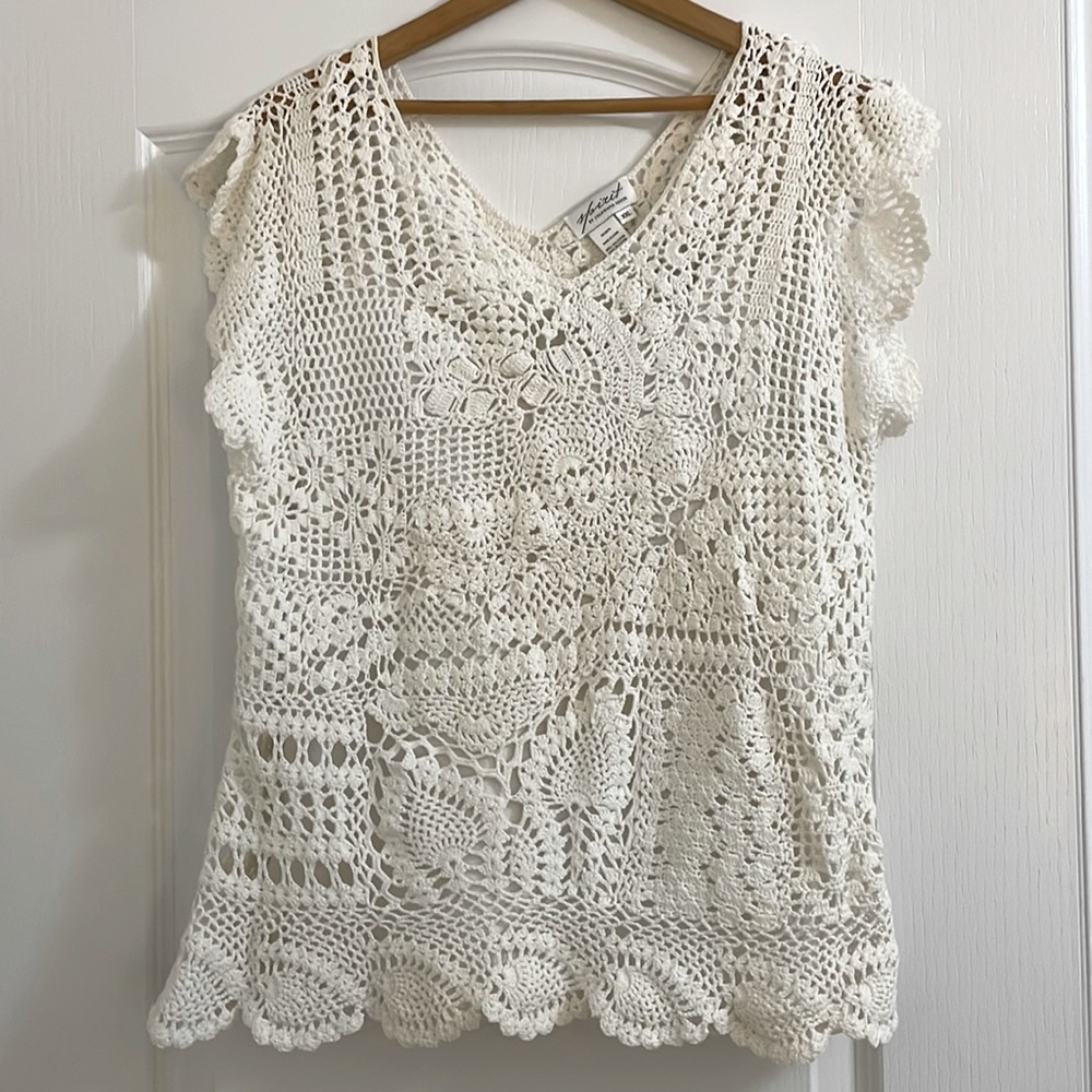 Lovely Crochet Tee!